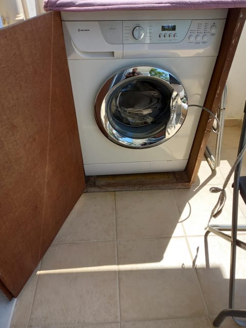 Balcony/Terrace, washing machine