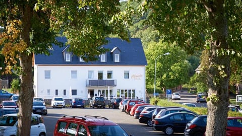 Property building, Neighbourhood, Street view