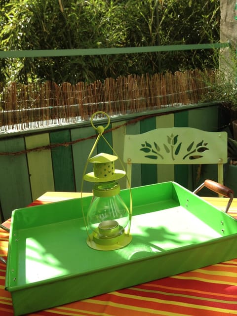 Patio, Balcony/Terrace, Decorative detail, Garden view