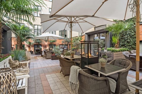 Inner courtyard view