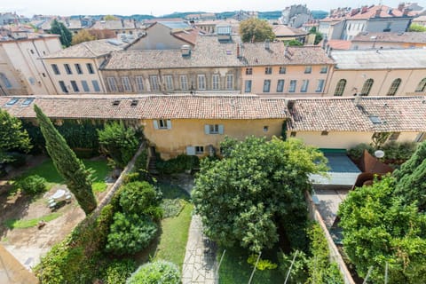 City view, Garden view