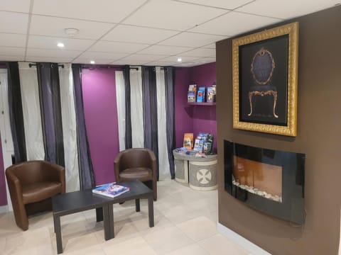 Living room, Lobby or reception