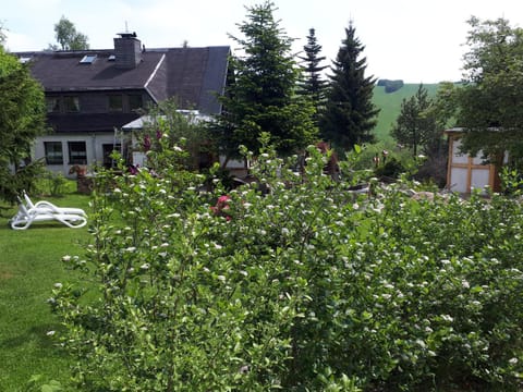 Ferienwohnung Aronia Garten Condo in Erzgebirgskreis