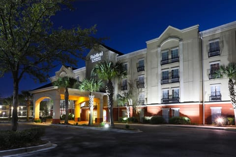 Fairfield Inn & Suites by Marriott Charleston North/Ashley Phosphate Hôtel in Goose Creek