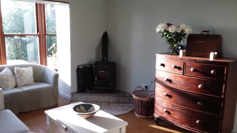 Living room, Garden view