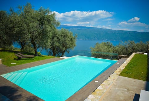 Cascina Varini Apartahotel in Lake Garda