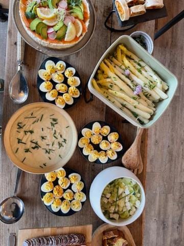 Food and drinks, Buffet breakfast, Dinner