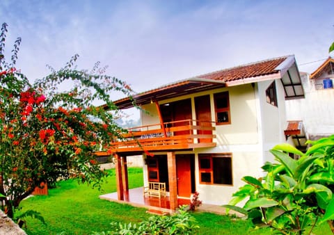 Prananto's Villa House in Lembang