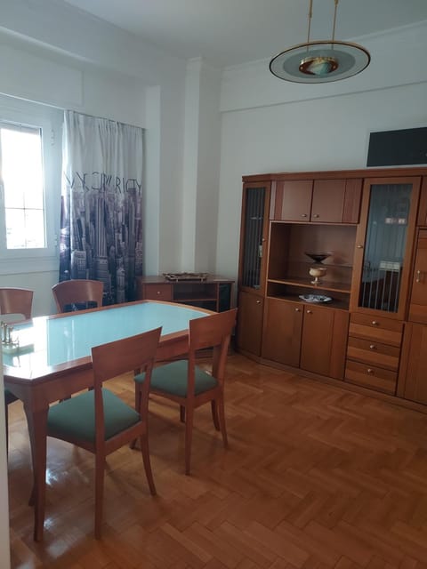 Pasalimani Long Beach Apartment in Pireas