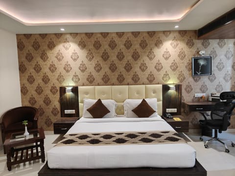 Pinnacle by Click Hotels, Lucknow Hôtel in Lucknow