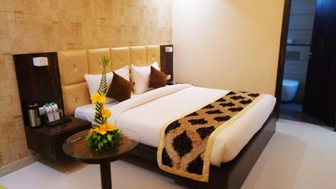 Pinnacle by Click Hotels, Lucknow Hotel in Lucknow
