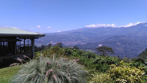 Finca Y Granja Loma Bonita Chalet in Cartago Province, Costa Rica