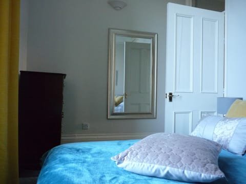 Paragon Serviced Apartments Condo in Cheltenham