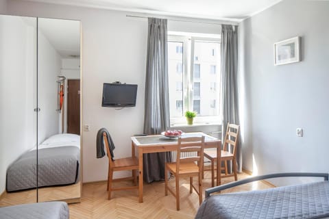 TV and multimedia, Dining area