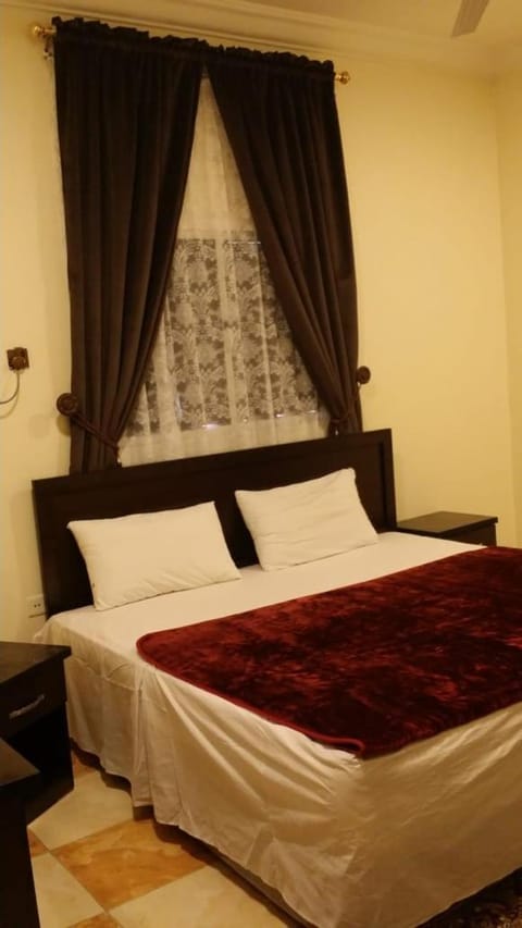 Al Eairy Apartments- Tabuk 4 Apartment hotel in Red Sea Governorate