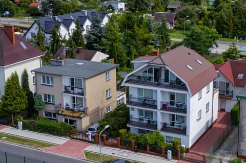 Neighbourhood, Bird's eye view, Street view