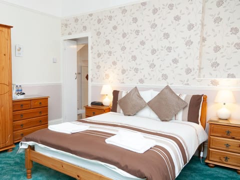 Crimdon Dene Bed and breakfast in Torquay