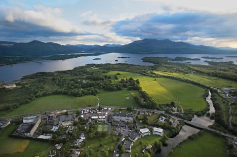 Neighbourhood, Natural landscape, Bird's eye view