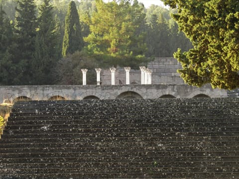 Nearby landmark, Off site, Natural landscape, Hiking, Cycling