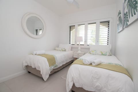 1002 Bermudas - by Stay in Umhlanga Condo in Umhlanga