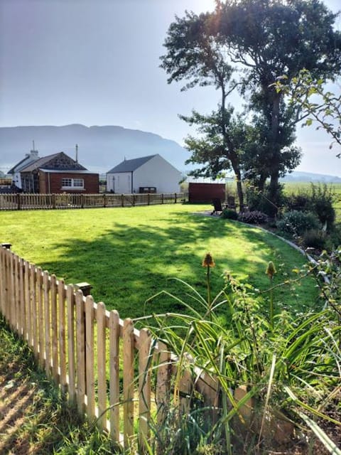 Garden, Mountain view