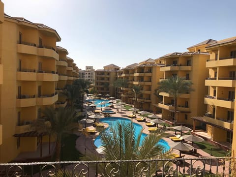 Pool View Apartments at British Resort - Unit 15 Condo in Hurghada
