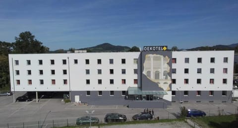 OEKOTEL Salzburg Messe Hotel in Salzburg
