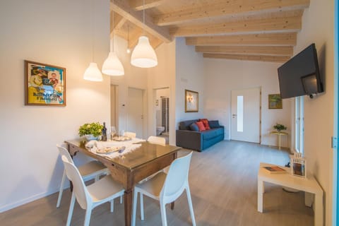La Gazza Ladra Apartments - Garda Chill Out Appartement in Trentino-South Tyrol