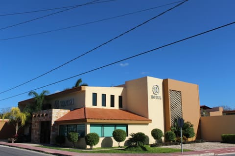 Facade/entrance, Street view