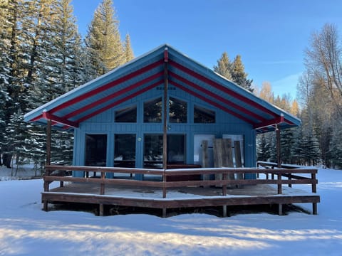 Bear Paw Lodge & Vacation Homes Nature lodge in La Plata County