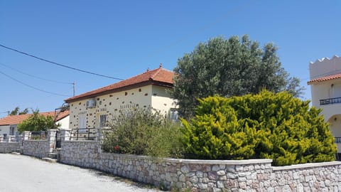 Facade/entrance, Spring, Natural landscape, On site