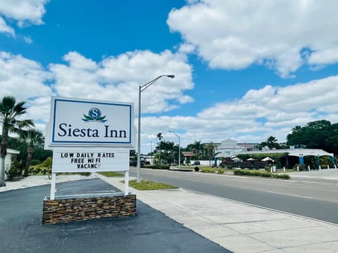 Siesta Inn Sarasota - Indian Beach Motel in Sarasota