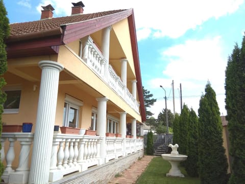 Koppi Ház House in Siófok