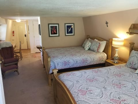 Kokopelli Inn Bed and Breakfast in Rocky Mountain National Park