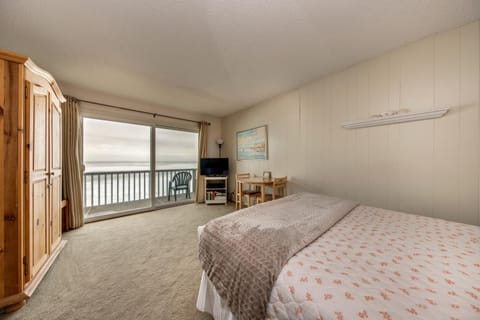 Pacific Sands Resort Condo in Oregon