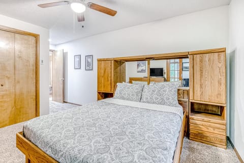 Shadowbrook Chalet Chalet in Mount Hood Village