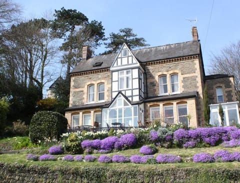 Norbury House Stylish Accommodation Bed and Breakfast in Ilfracombe