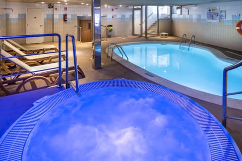 Hot Tub, Spa and wellness centre/facilities, Swimming pool