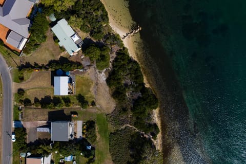 Property building, Neighbourhood, Natural landscape, Beach, Street view