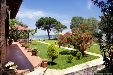 Property building, View (from property/room), Garden view, Sea view, Inner courtyard view