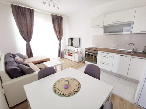Sea Dream Apartments Apartment in Šibenik-Knin County, Croatia