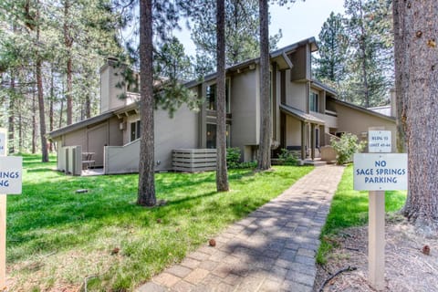 44 Tennis Village Apartment in Sunriver