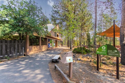 11 Blue Goose House in Sunriver