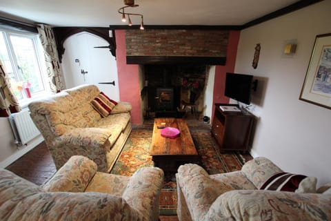 Wishing Well Cottage House in Wealden District