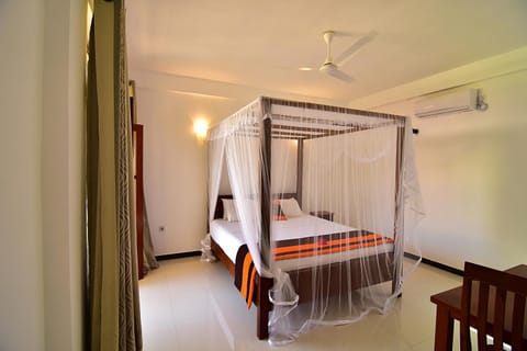 Park Lane 88 Apartments Condo in Negombo