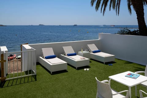 Enkala Apartamentos Condo in Ibiza