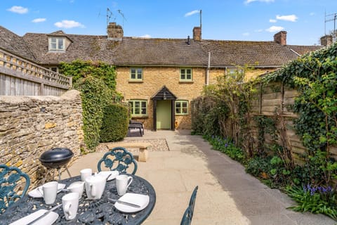Forsythia Cottage House in Bourton-on-the-Water