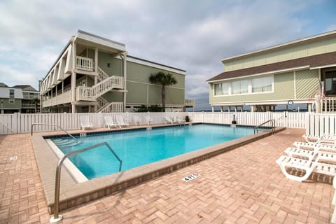 White Sands Bay Front Pensacola Condo Apartment in Pensacola Beach