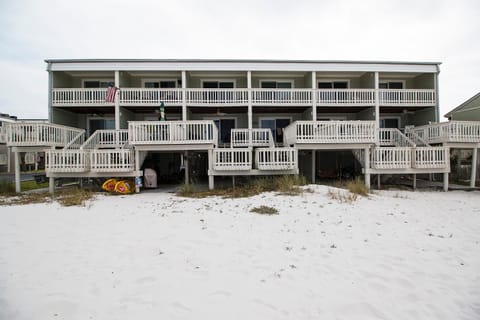 White Sands Bay Front Pensacola Condo Apartment in Pensacola Beach