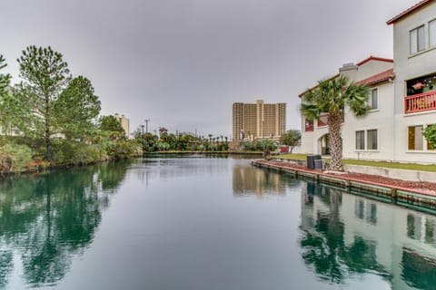 The Inn at St. Thomas Square #1304B Apartment in Lower Grand Lagoon